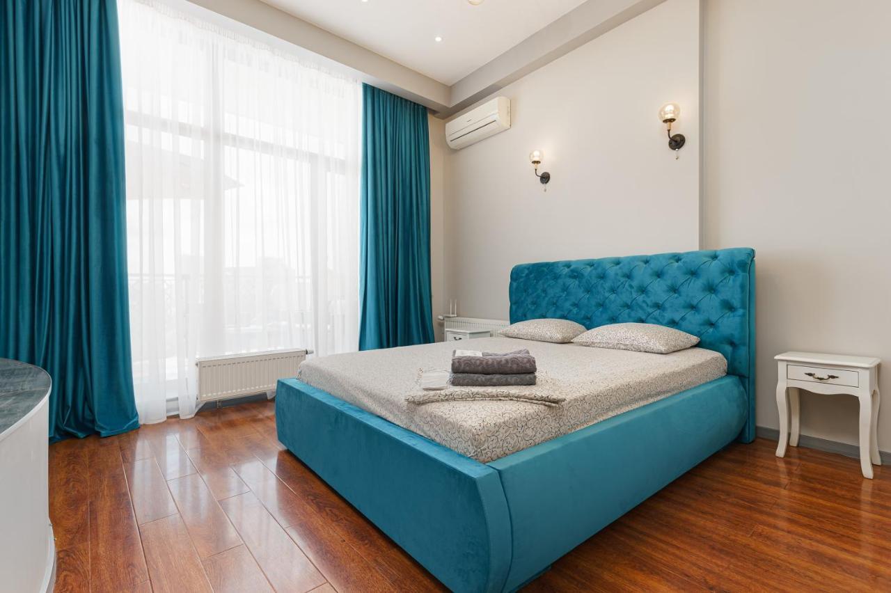 Arcadia Palace 2-Bedrooms Apartment With Terrace Odessza Kültér fotó