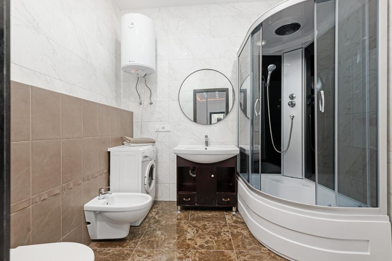 Arcadia Palace 2-Bedrooms Apartment With Terrace Odessza Kültér fotó